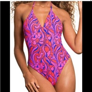 Maaji Spiral Cardamom Classic Halter High Leg One Piece Rosado Reversible Small